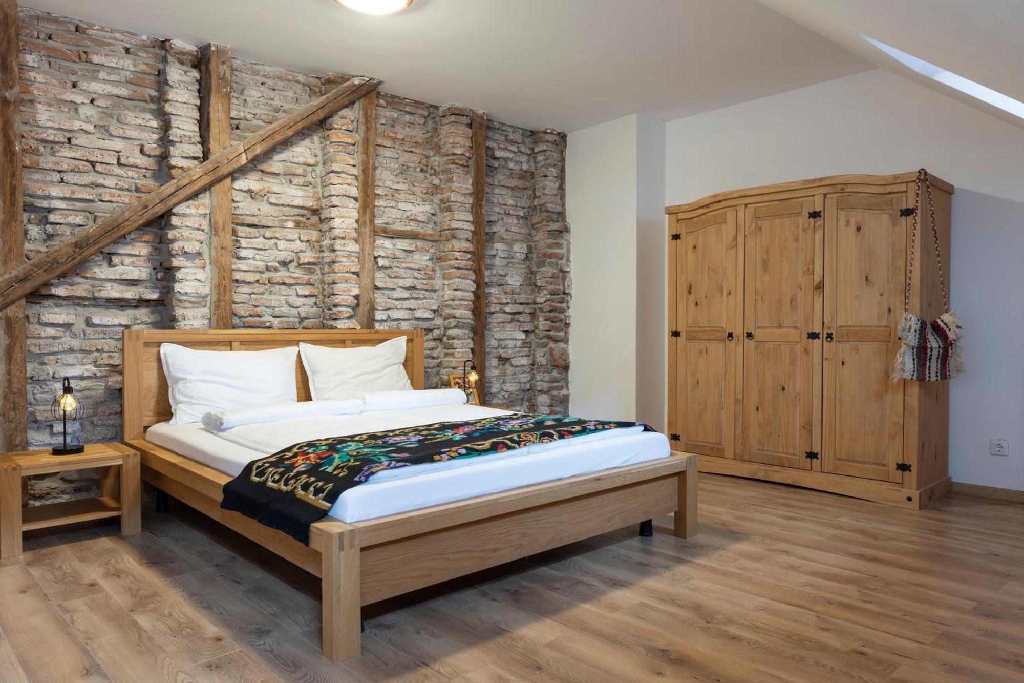 Transylvanian Lofts